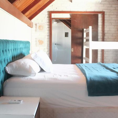 Brava Point Pousada E Hostel Itajaí Extérieur photo